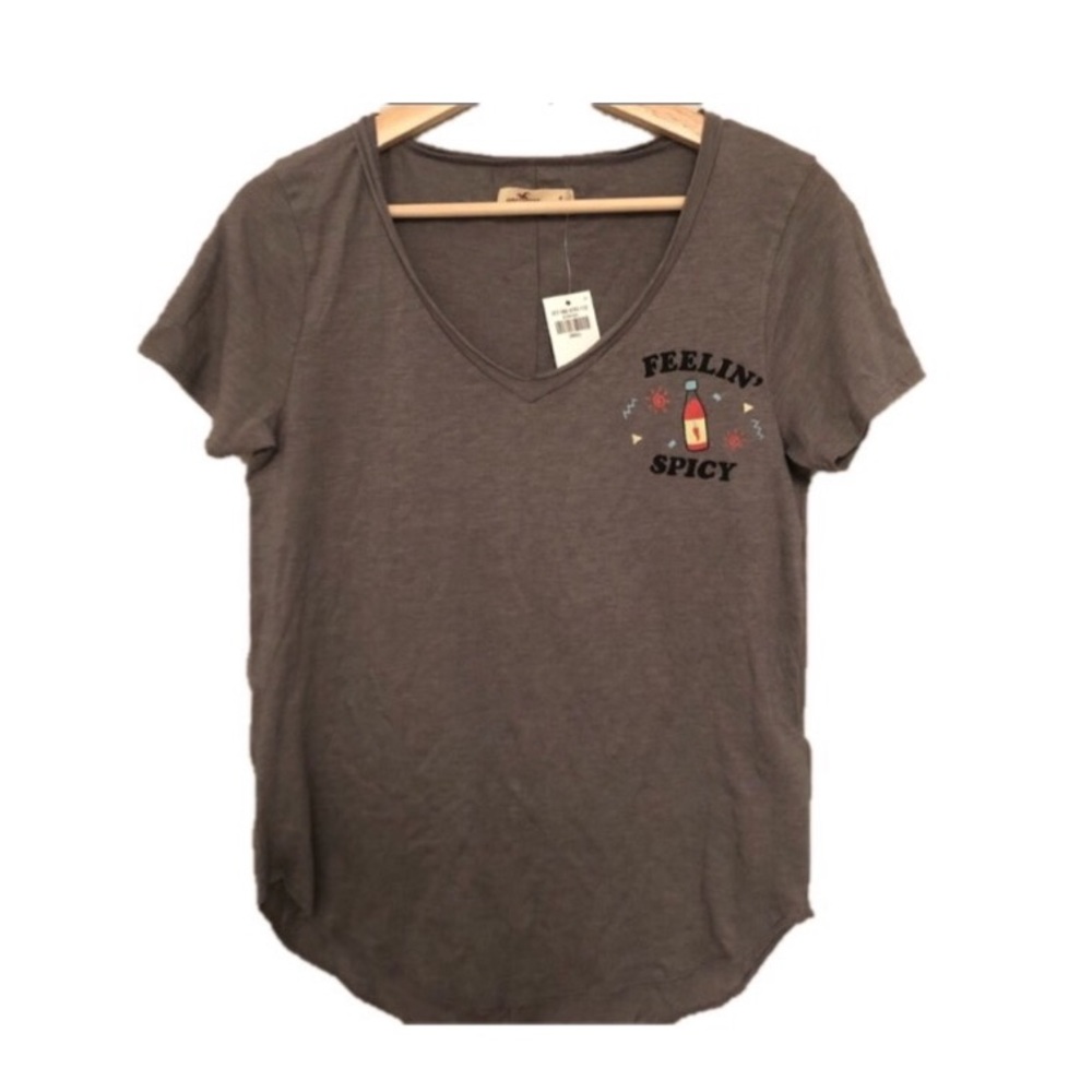 Grey Hollister Tee “Feelin’ Spicy”